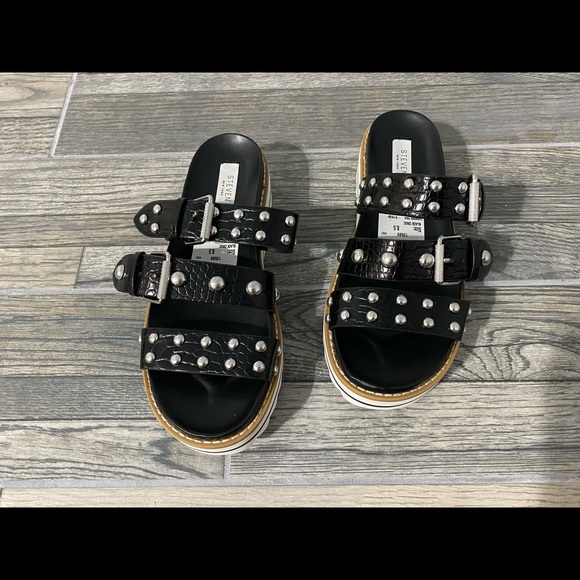 STEVEN STUDDED SANDAL - Picture 2 of 3